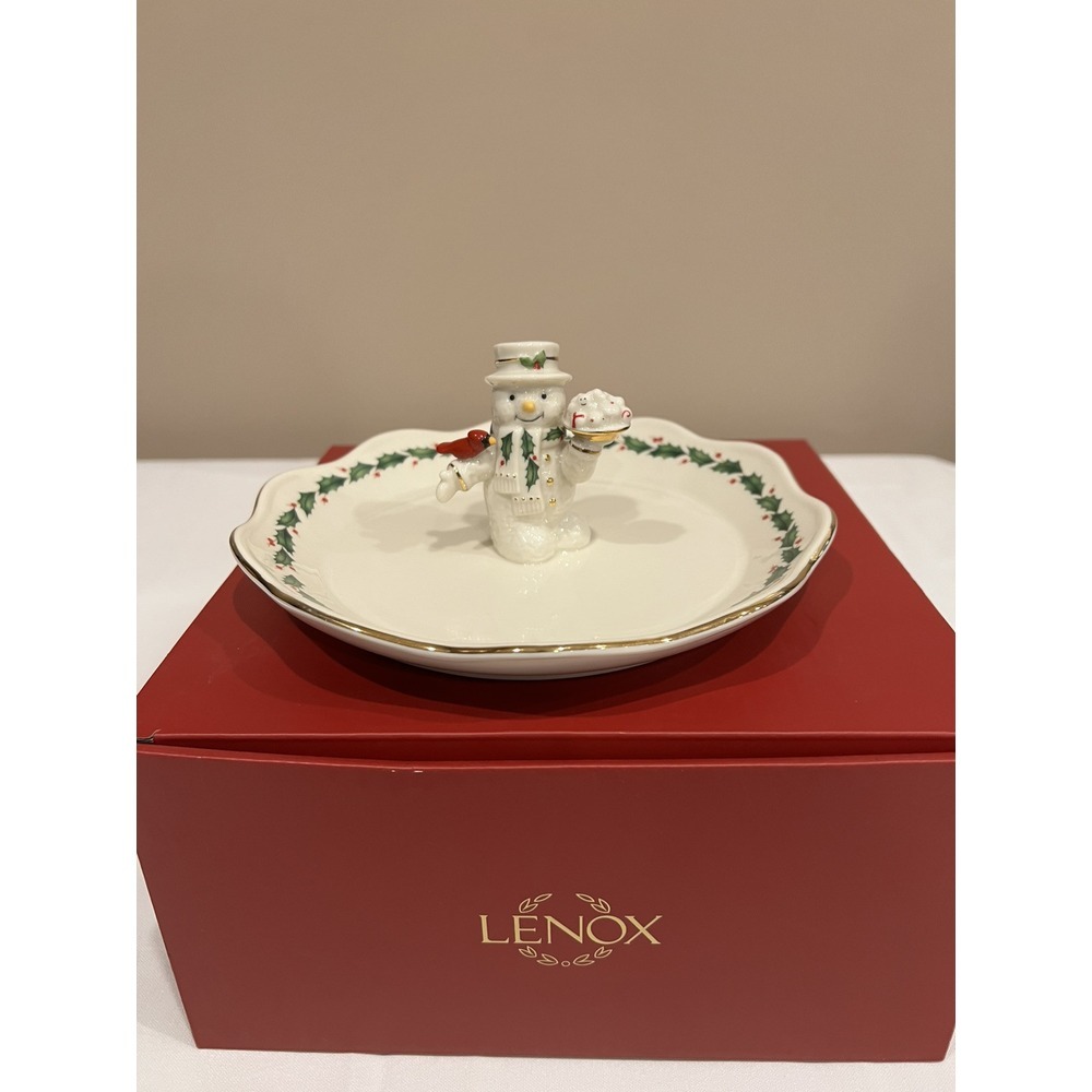 Lenox Holidays Snowman Treat Dish NEW IN BOX! 8 Inches
